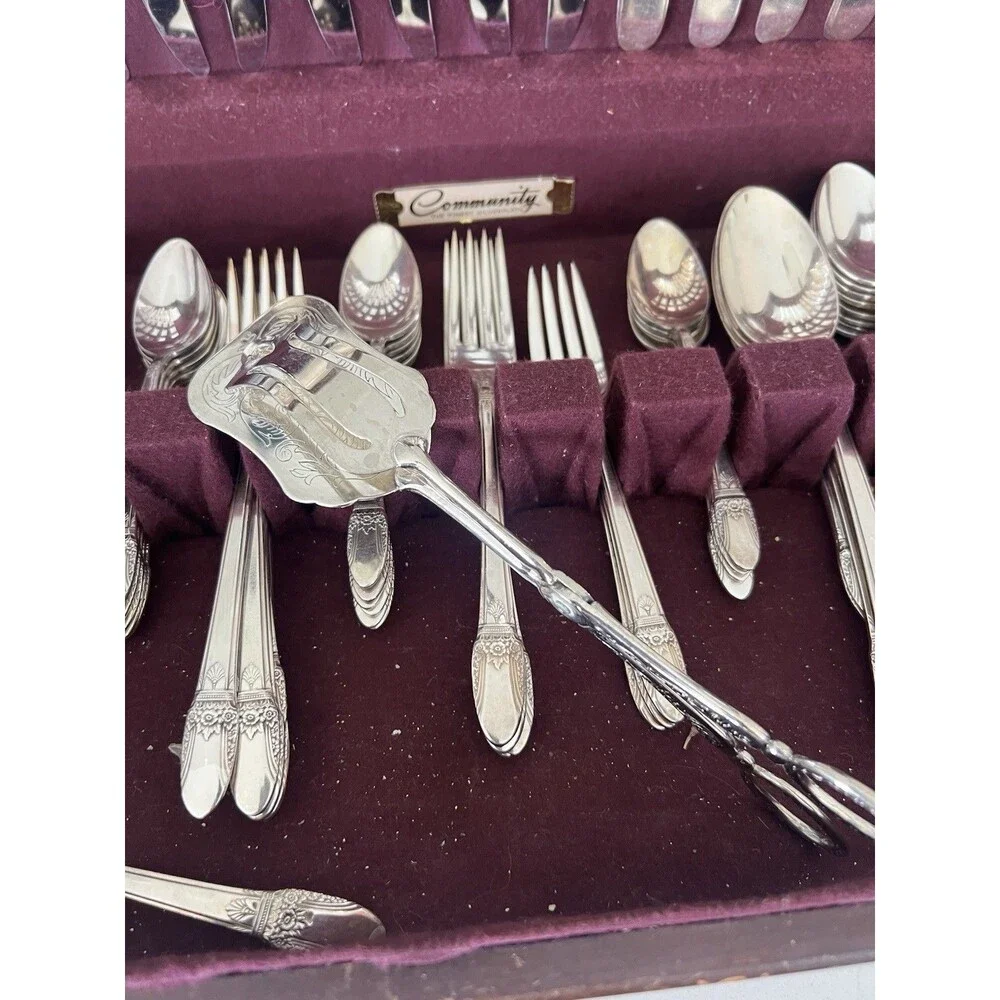 1847 Rogers Bros First Love Silverplate Service for 8 + Extras Serving Pc Chest